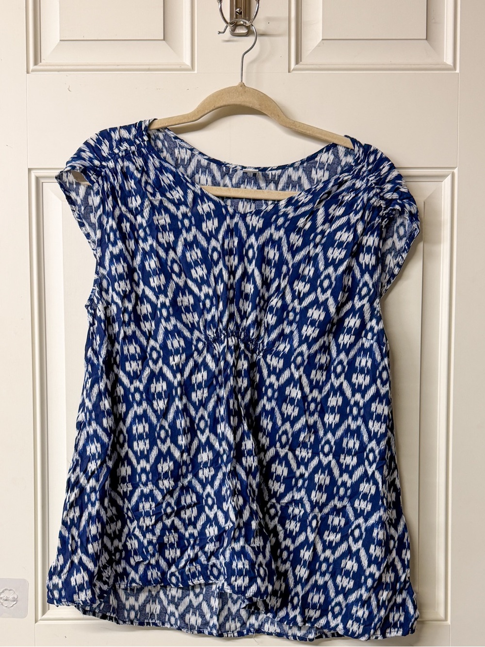 Old Navy, maternity top, size large